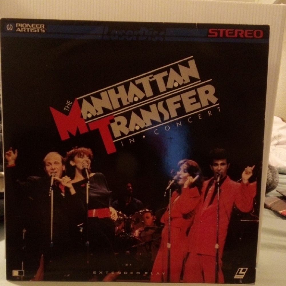 LaserDisc - The Manhattan Transfer In Concert